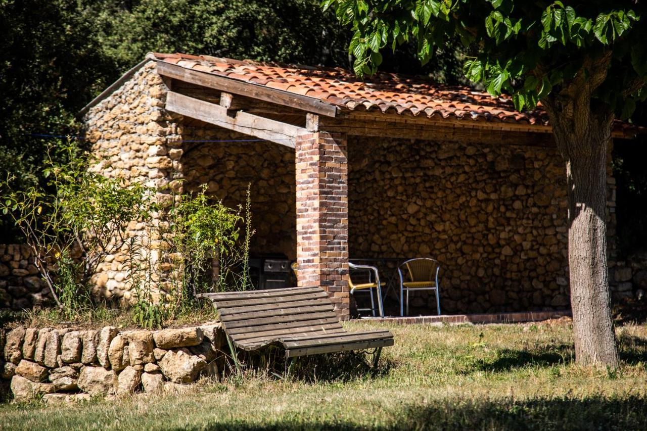 Domaine Les Perpetus Villa La Tour-d'Aigues ภายนอก รูปภาพ
